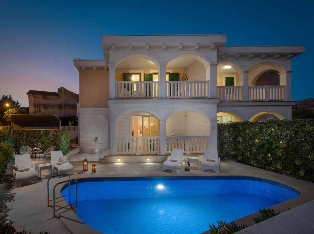 Villa Authentica With Heated Pool Grebaštica Exterior foto