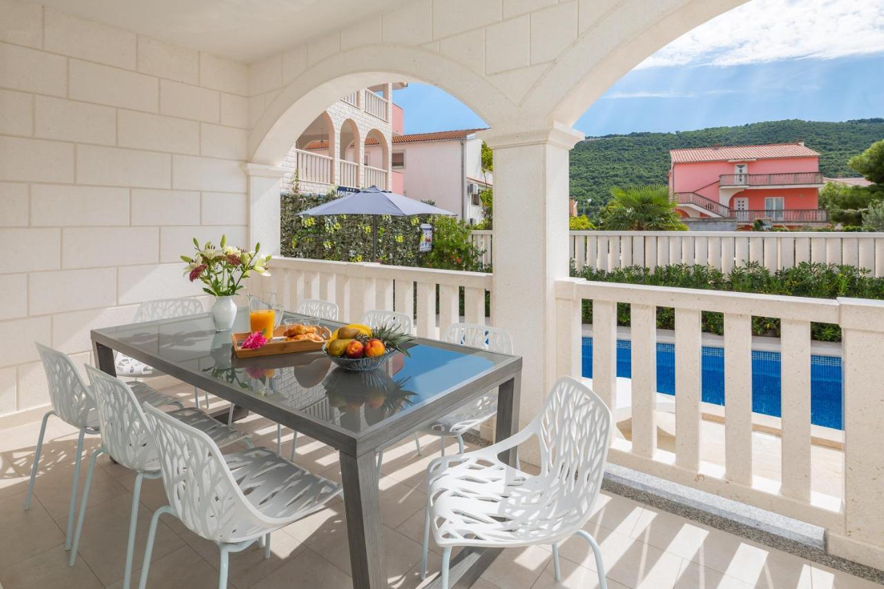 Villa Authentica With Heated Pool Grebaštica Exterior foto