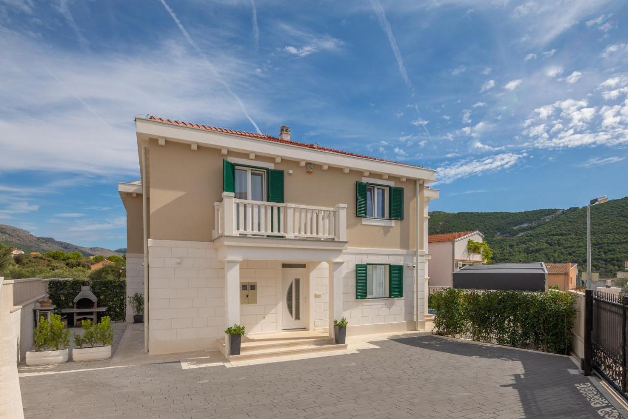 Villa Authentica With Heated Pool Grebaštica Exterior foto